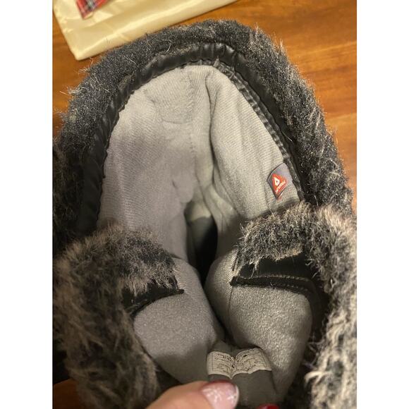 The North Face Womens Boots “Shellista” lace Up 13” Winter Fur Waterproof size 9 - Picture 10 of 16